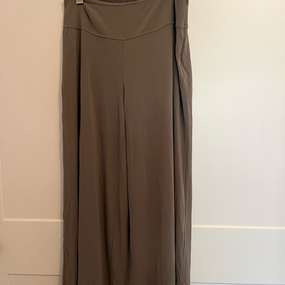 Sarah Pacini pant to sale - Picture 2 of 3
